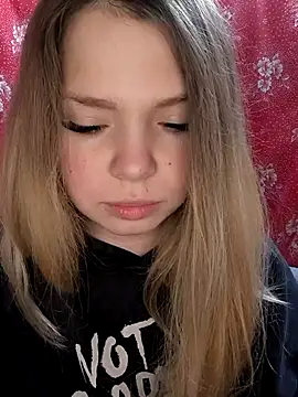 Zuli Kiska online show from 11/29/25, 12:27