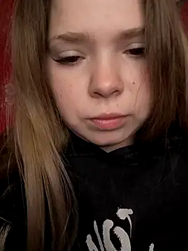 Snapshot of Zuli_Kiska chatting on 01/06/26, 07:29 Zuli Kiska online show from 01/06/26, 07:29