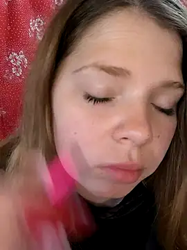 Zuli Kiska online show from 04/18/26, 10:28