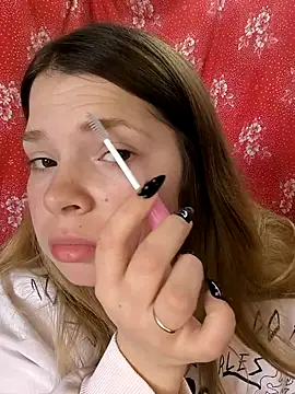 Zuli Kiska online show from 03/12/26, 08:29