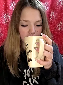 Snapshot of Zuli_Kiska chatting on 01/05/26, 07:06 Zuli Kiska online show from 01/05/26, 07:06