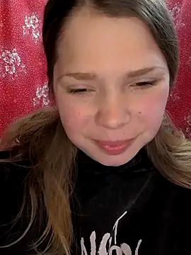 Zuli Kiska online show from 04/14/26, 07:30