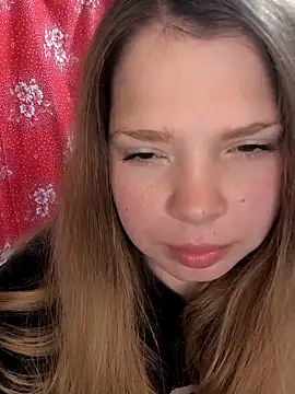 Zuli Kiska online show from 04/08/26, 07:26