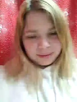 Snapshot of Zuli_Kiska chatting on 01/17/25, 08:22 Zuli Kiska online show from 01/17/25, 08:22