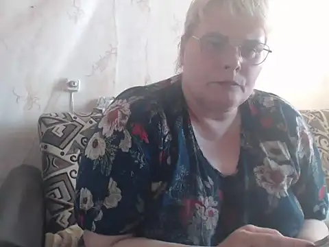 Ameliabusty online show from 09/13/25, 12:49