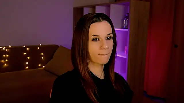 ItsAlisia online show from 12/21/25, 07:10