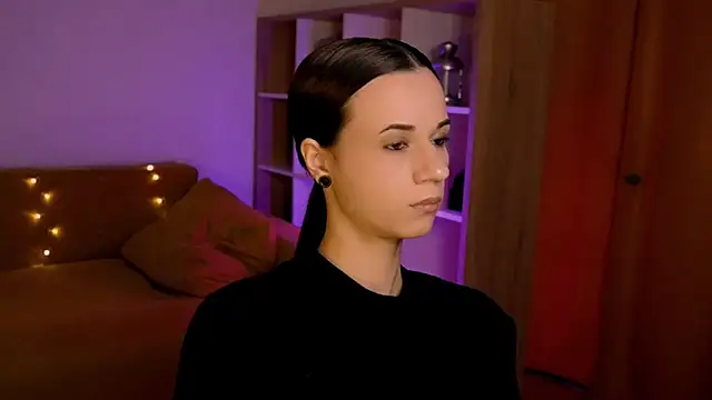 ItsAlisia online show from 02/10/26, 01:54