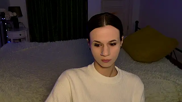 ItsAlisia online show from 12/15/25, 07:25