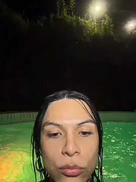 RubiOberli online show from 05/17/26, 04:34