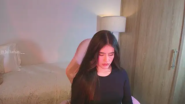 iriswest  online show from 11/09/25, 11:20