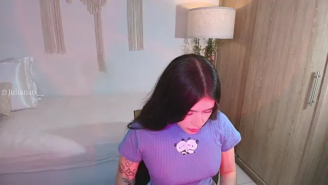 iriswest  online show from 11/22/25, 12:43