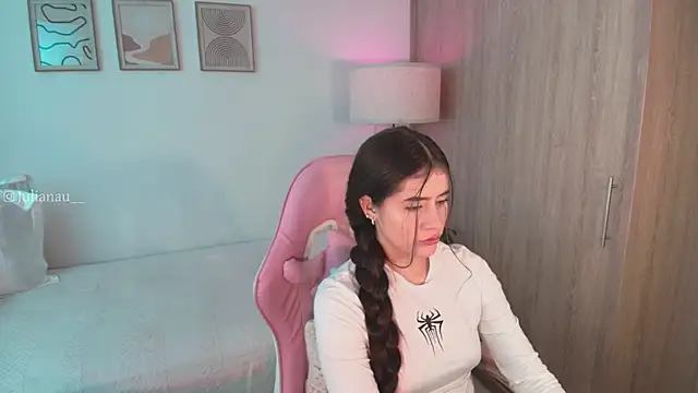 iriswest  online show from 09/11/25, 09:26