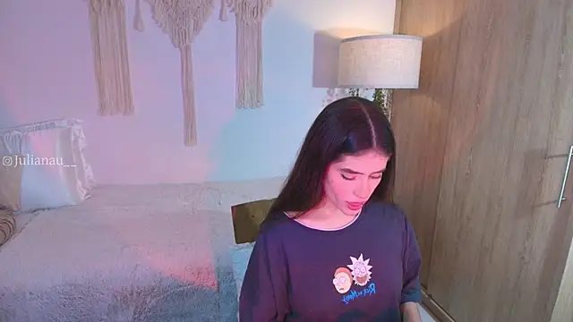 iriswest  online show from 11/14/25, 11:41