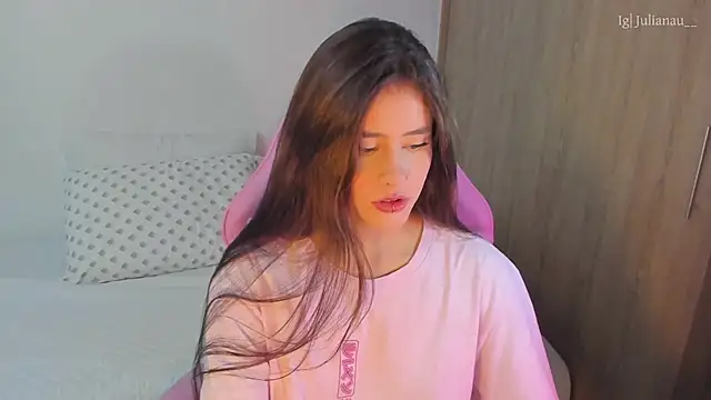 iriswest  online show from 03/12/25, 02:41