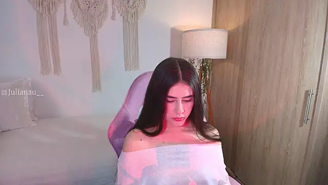 iriswest  online show from 11/22/25, 11:58