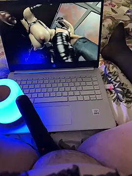 mushkimeow online show from 10/25/25, 10:54