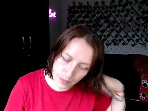 Snapshot of kittykalor09 chatting on 04/06/26, 04:08 kittykalor09 online show from 04/06/26, 04:08