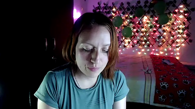 Snapshot of kittykalor09 chatting on 03/20/26, 01:28 kittykalor09 online show from 03/20/26, 01:28