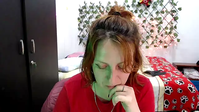 Snapshot of kittykalor09 chatting on 03/29/26, 12:34 kittykalor09 online show from 03/29/26, 12:34