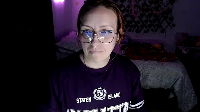 Snapshot of kittykalor09 chatting on 02/14/26, 03:18 kittykalor09 online show from 02/14/26, 03:18