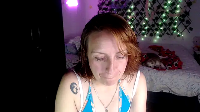 Snapshot of kittykalor09 chatting on 02/12/26, 01:27 kittykalor09 online show from 02/12/26, 01:27