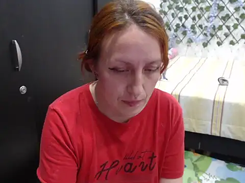 Snapshot of kittykalor09 chatting on 03/08/26, 02:04 kittykalor09 online show from 03/08/26, 02:04