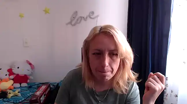 Snapshot of kittykalor09 chatting on 12/05/24, 02:28 kittykalor09 online show from 12/05/24, 02:28