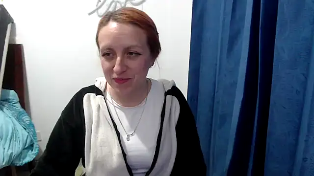 Snapshot of kittykalor09 chatting on 01/24/25, 04:05 kittykalor09 online show from 01/24/25, 04:05