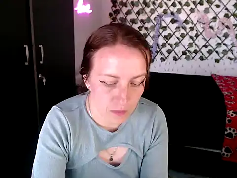 Snapshot of kittykalor09 chatting on 04/01/26, 03:31 kittykalor09 online show from 04/01/26, 03:31