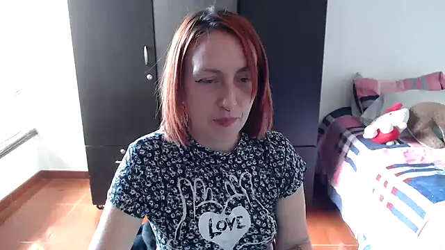 Snapshot of kittykalor09 chatting on 11/16/25, 05:50 kittykalor09 online show from 11/16/25, 05:50