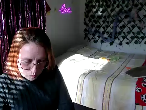 Snapshot of kittykalor09 chatting on 02/23/26, 09:26 kittykalor09 online show from 02/23/26, 09:26