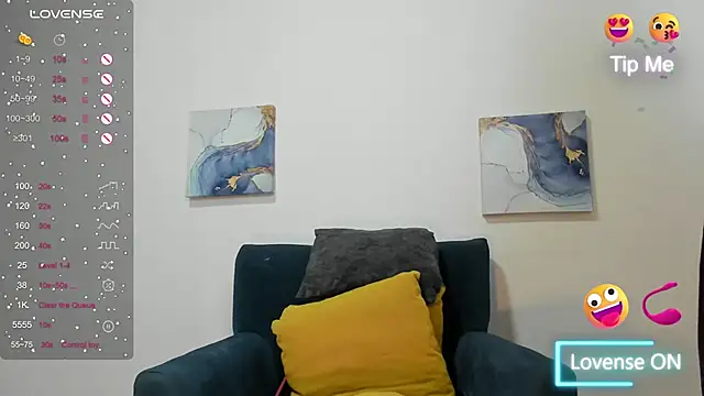 LADIOSA ANASTACIA online show from 05/17/26, 02:11