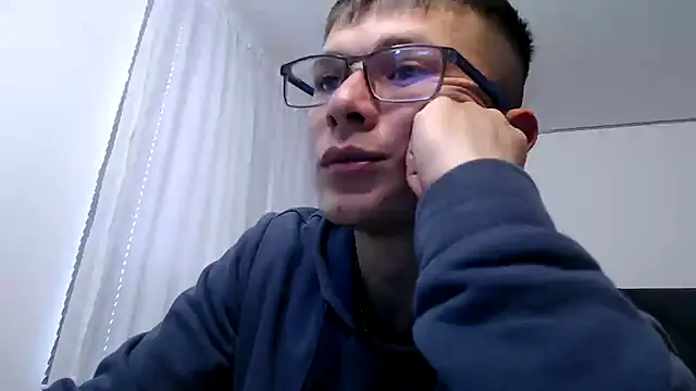 MathewCollin online show from 03/20/25, 03:47