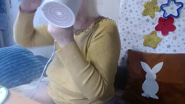 QueenLana online show from 10/09/25, 06:14