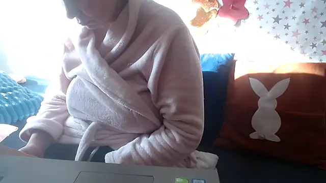 QueenLana online show from 04/18/26, 04:59