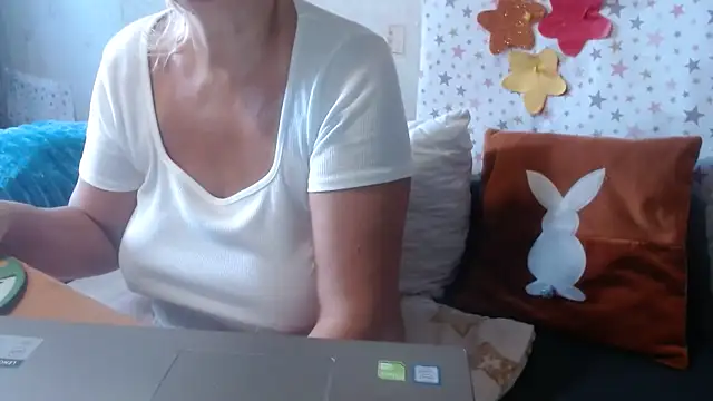 QueenLana online show from 09/22/25, 06:08