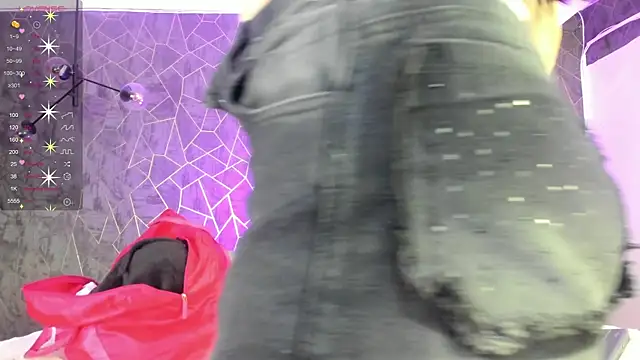 danaythamara1 online show from 12/15/25, 07:41