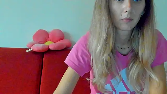 marie marie03 online show from 11/04/25, 09:46