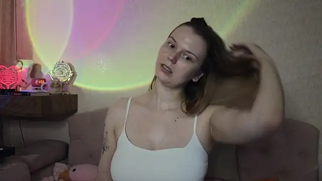 Vivian Davis online show from 06/06/26, 06:57