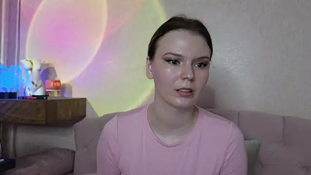 Vivian Davis online show from 05/04/26, 06:33