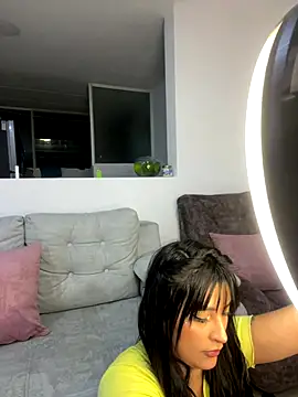 Snapshot of natalia-888 chatting on 10/06/25, 12:34 natalia-888 online show from 10/06/25, 12:34
