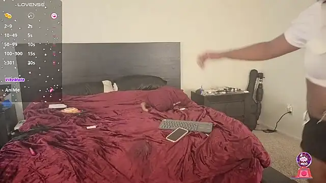 Snapshot of nyna_stax chatting on 10/29/25, 05:56 nyna stax online show from 10/29/25, 05:56