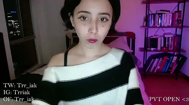 babyluna 8 8 online show from 01/28/25, 01:29