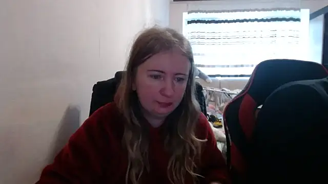 Snapshot of PeterAndJen chatting on 11/14/25, 10:52 PeterAndJen online show from 11/14/25, 10:52