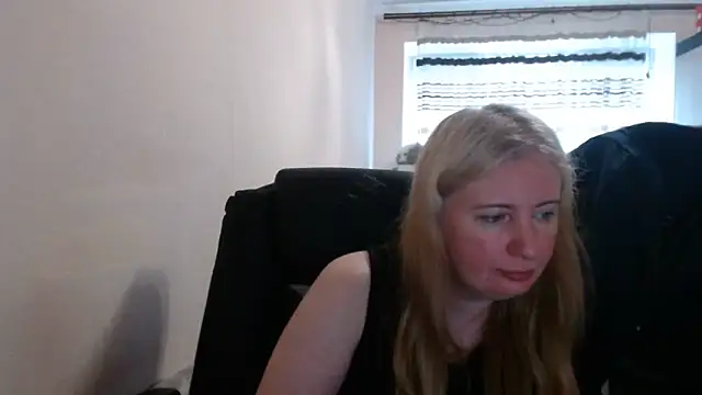 PeterAndJen online show from 06/13/26, 05:27