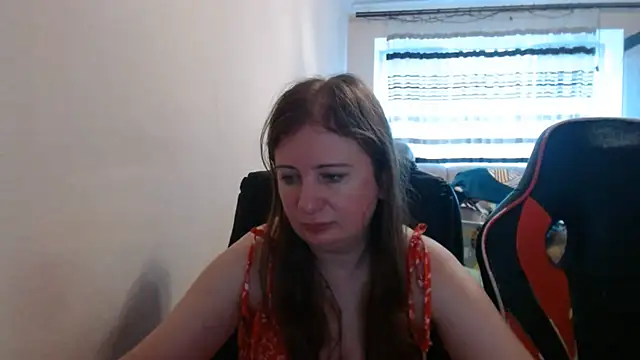 PeterAndJen online show from 07/12/26, 05:19
