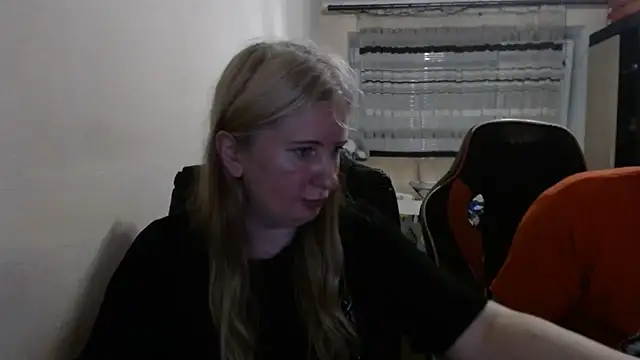 PeterAndJen online show from 06/07/26, 07:30