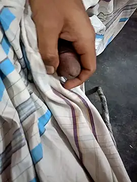 Snapshot of Lover_choice chatting on 10/15/25, 04:48 Lover choice online show from 10/15/25, 04:48