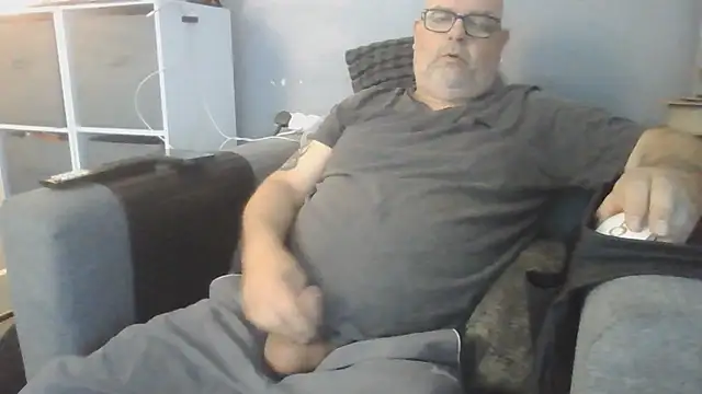 Snapshot of Naturistmale45 chatting on 07/20/26, 08:22 Naturistmale45 online show from 07/20/26, 08:22
