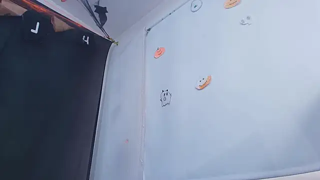 timkerbell  online show from 11/04/25, 07:17